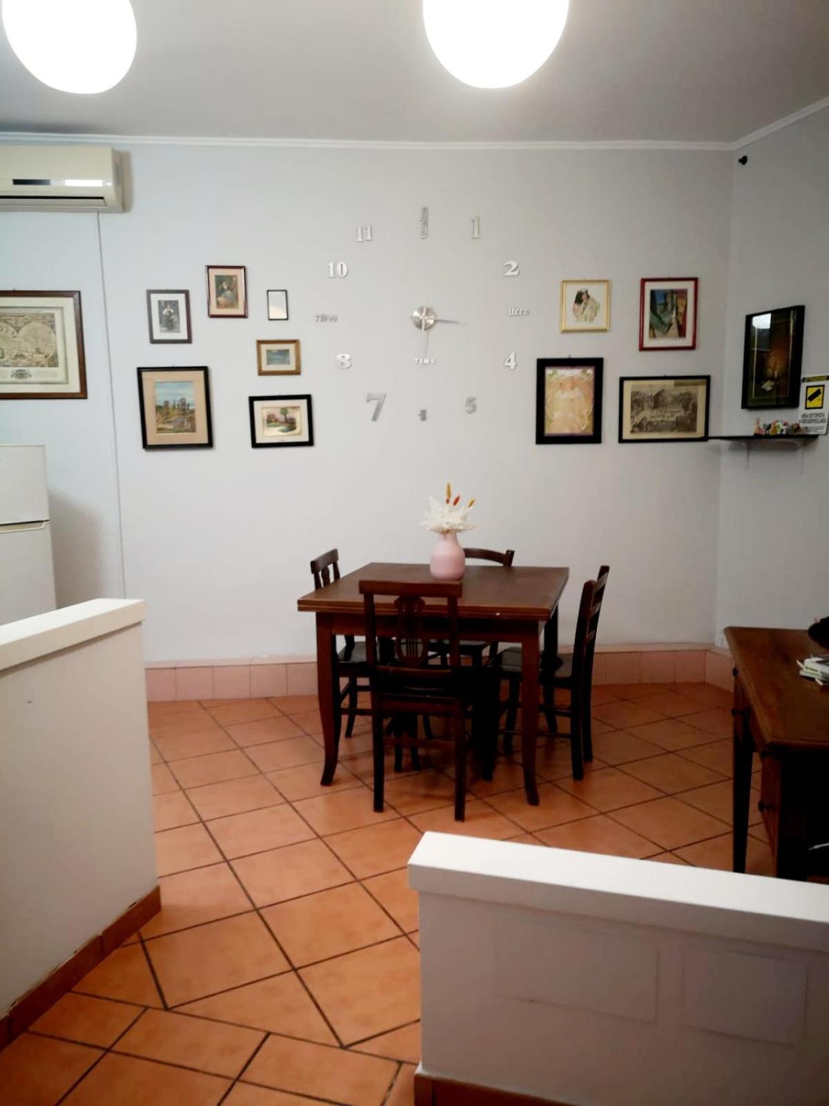 Pensión Happy House *